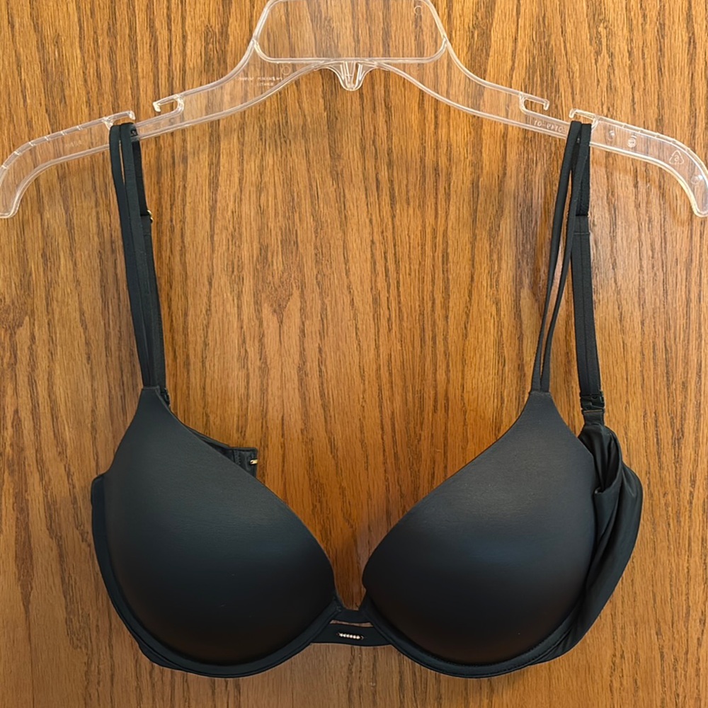 Victoria's Secret Forest Green Push-up Bra Size 34DD